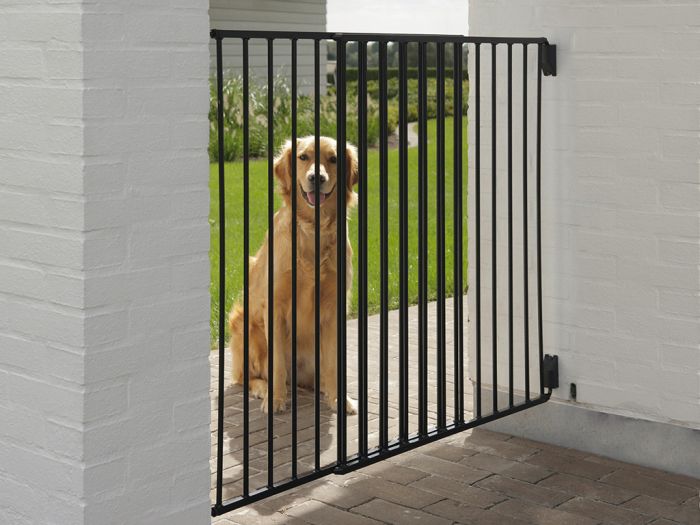 Savic Dog Barrier Gate Outdoor